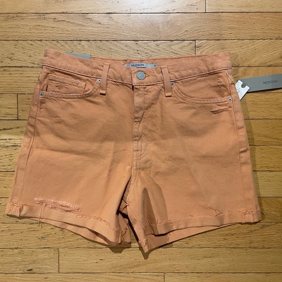 Brand New Hudson High-Rise Boyfriend Short - Picture 2 of 14